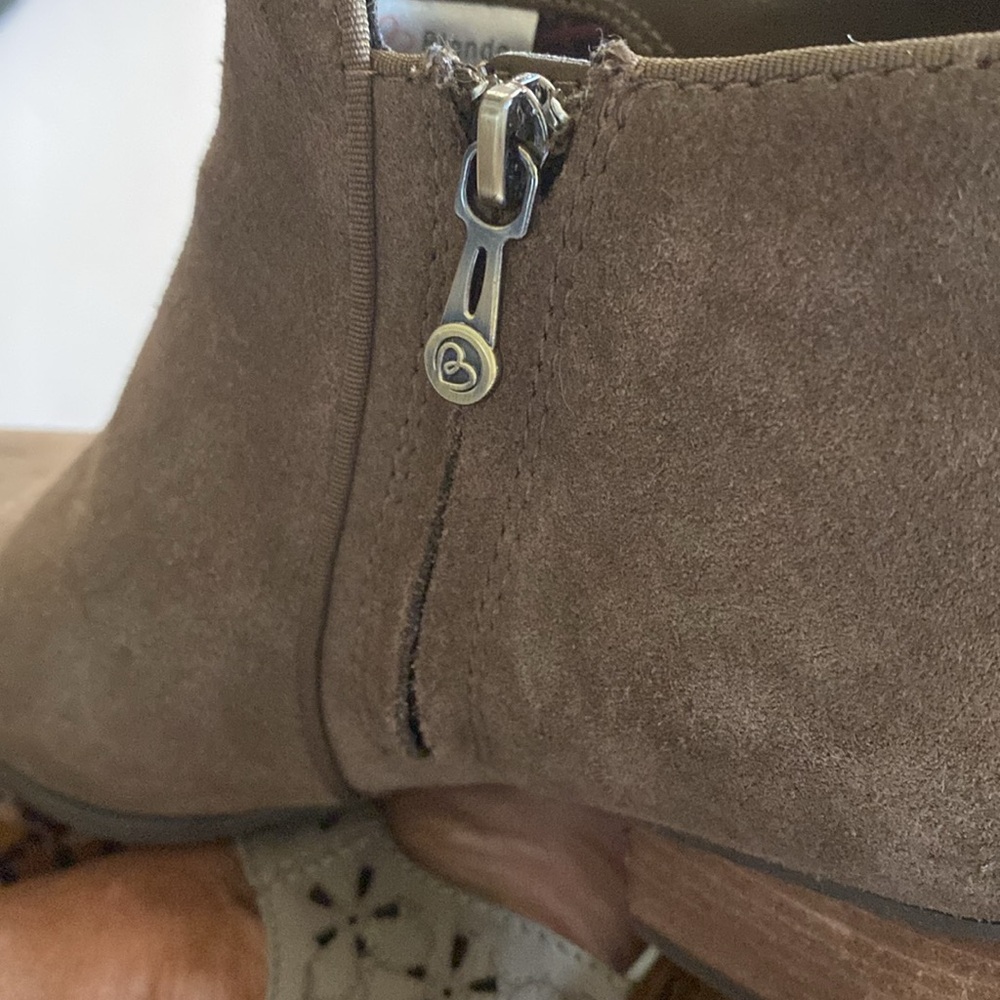🍁🍂🍁✏️Two! YES! Two pair of suede fall booties! 🍁🍂🍁🍂🍁one price! - Picture 7 of 7